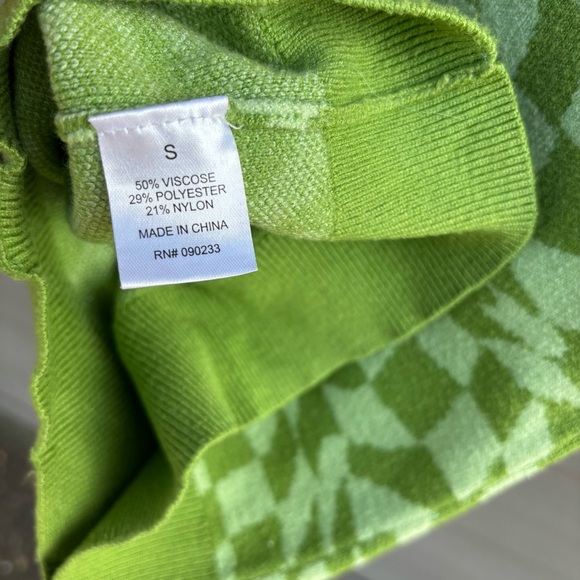 LA Hearts Sweater Vest - Picture 5 of 5